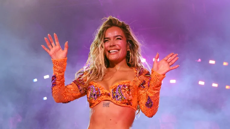 Karol G abre segunda fecha en Quito tras agotar su primer concierto